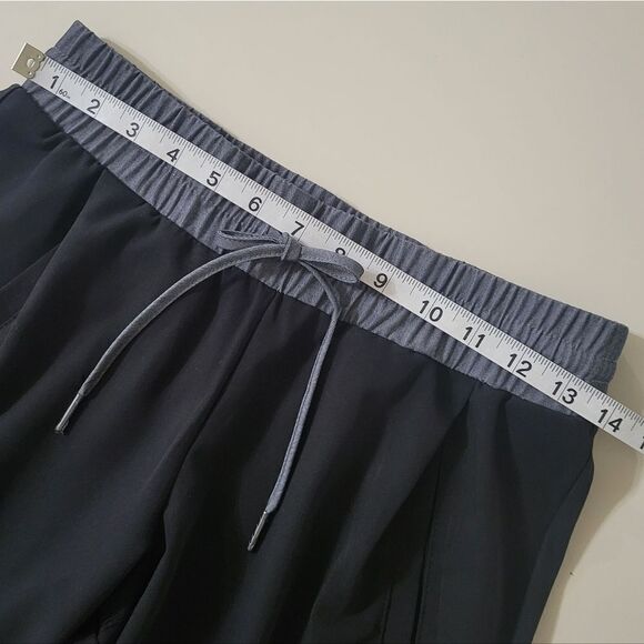 BARCO Grey's Anatomy Women's Black Scrubs Signature - London Jogger Pants - Picture 9 of 16